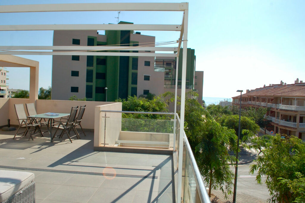 Bungalow Mil Palmeras Alicante - image 25