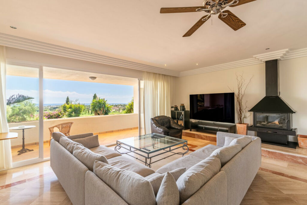 Detached Villa Benahavís Málaga - image 25