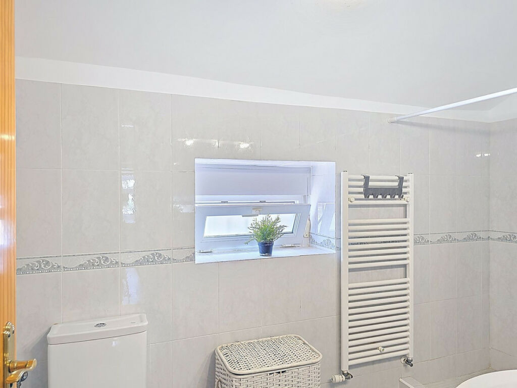 Detached Villa Cómpeta Málaga - image 23