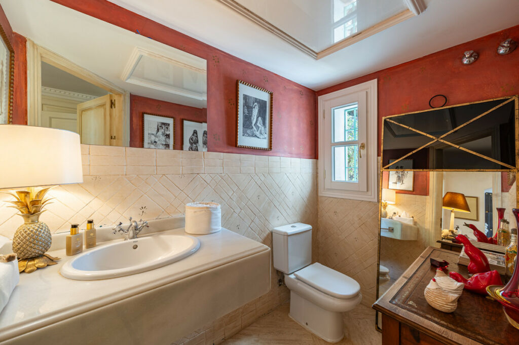 Detached Villa Benahavís Málaga - image 25
