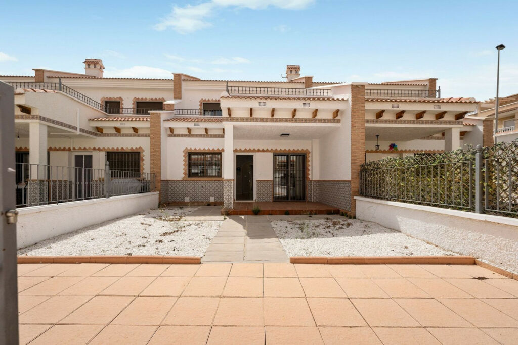 Townhouse San Miguel de Salinas Alicante - image 25