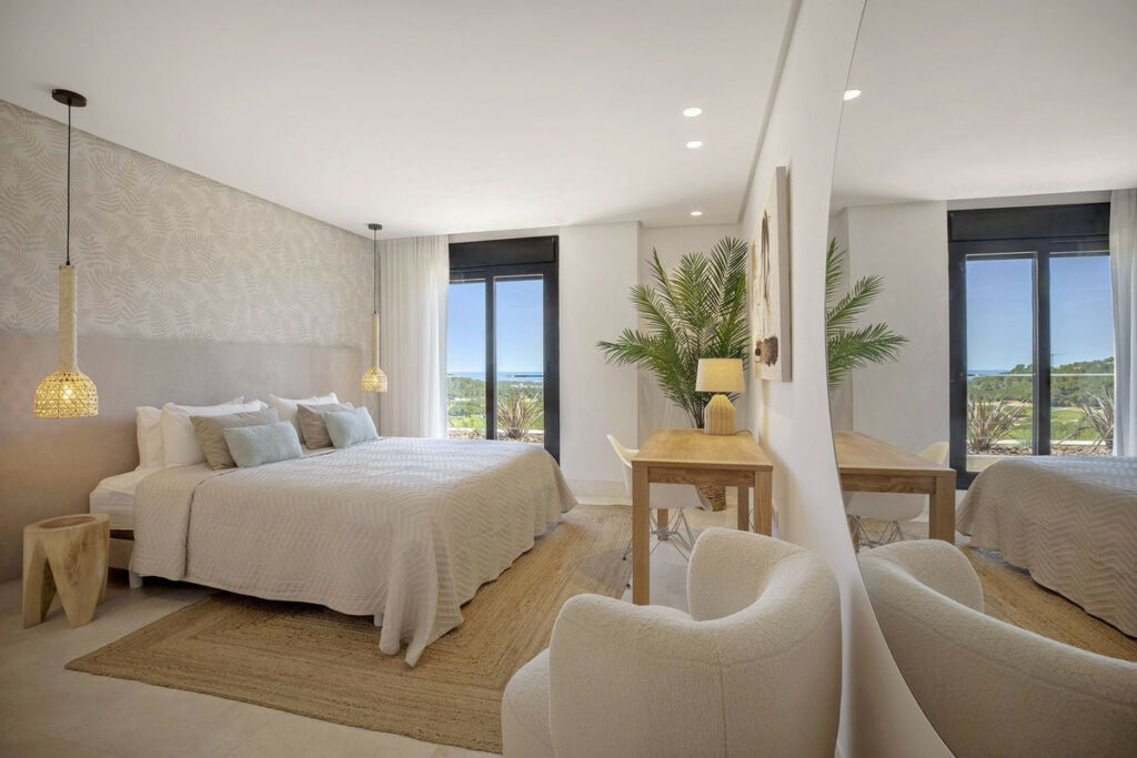 Detached Villa Sotogrande Cádiz - image 25