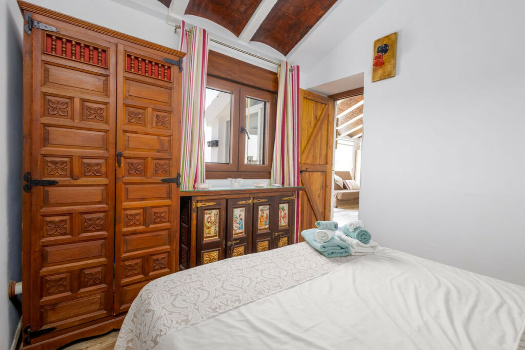 Detached Villa Sayalonga Málaga - image 26
