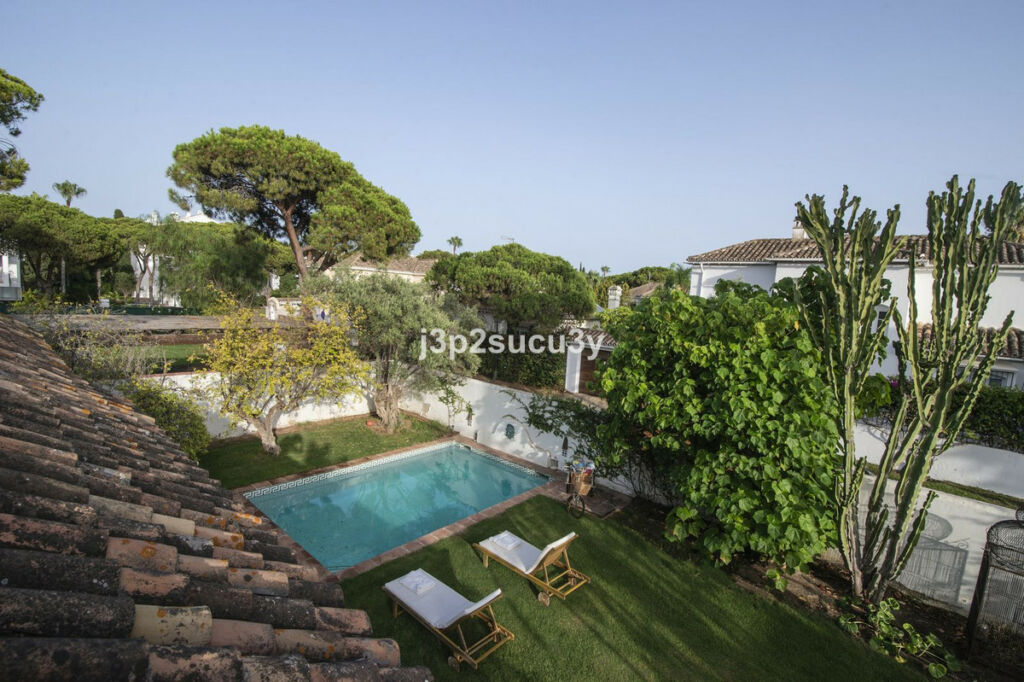 Detached Villa Benamara Málaga - image 25