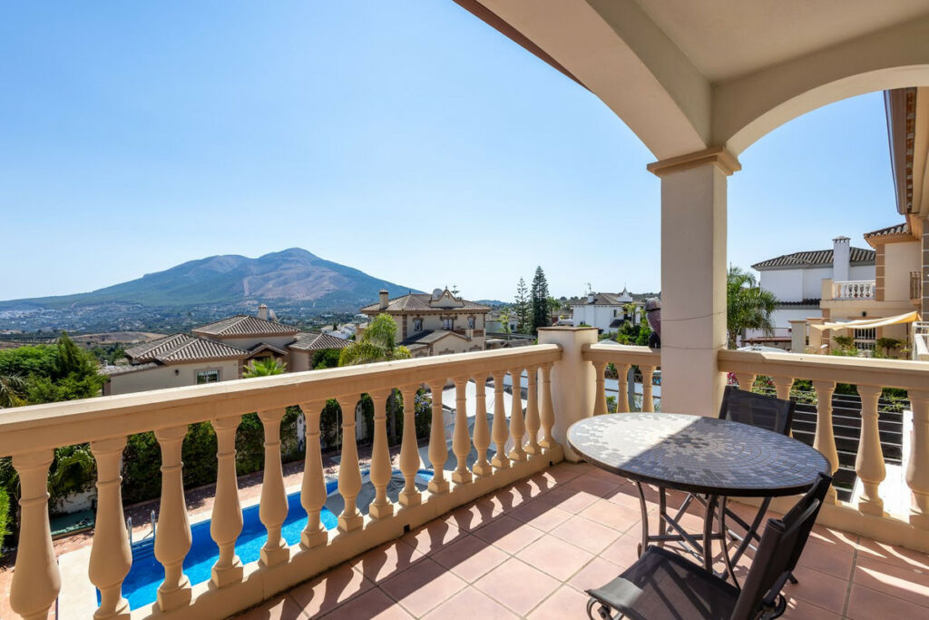 Detached Villa Coín Málaga - image 25