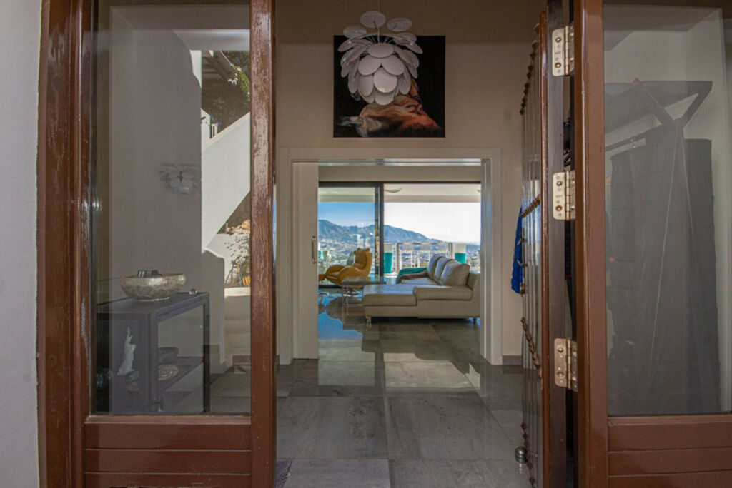 Detached Villa La Mairena Málaga - image 25