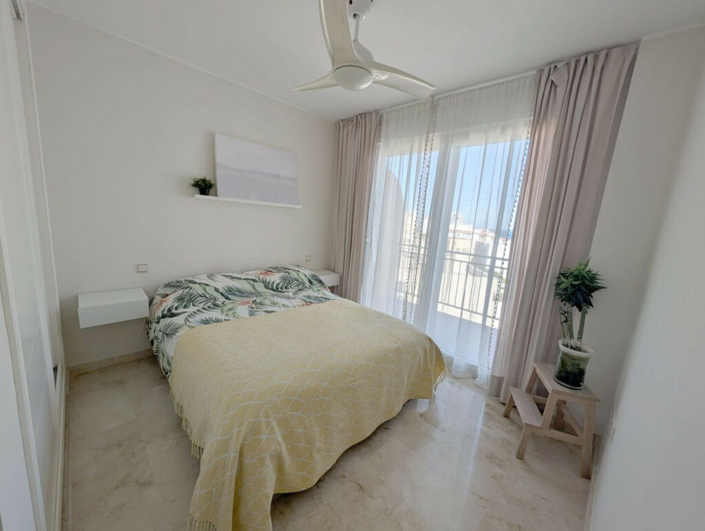 Penthouse Duplex Estepona Málaga - image 27