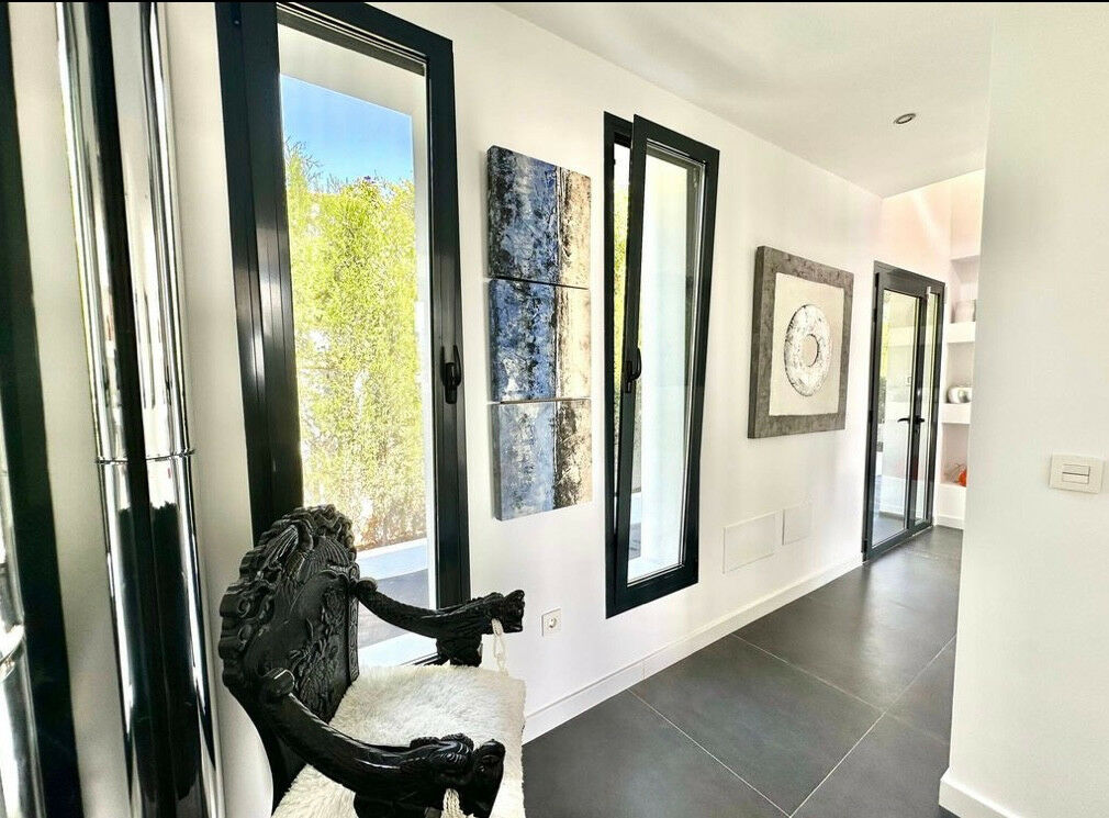 Detached Villa Moraira Alicante - image 25