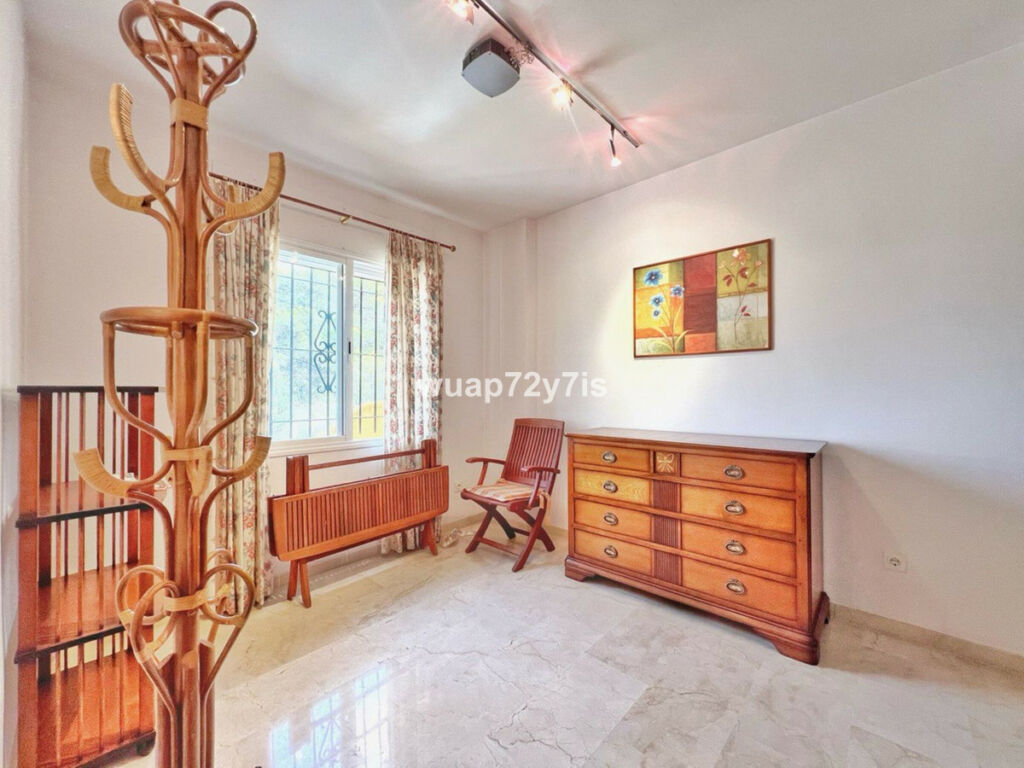 Semi-Detached House Costabella Málaga - image 25