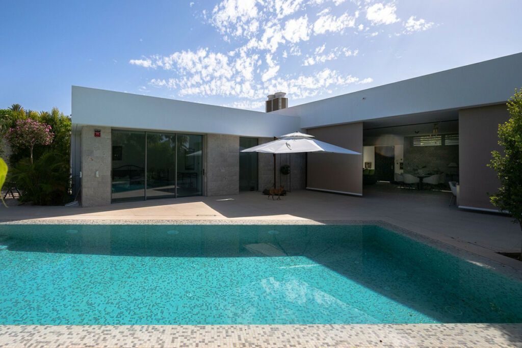 Detached Villa Marbesa Málaga - image 25