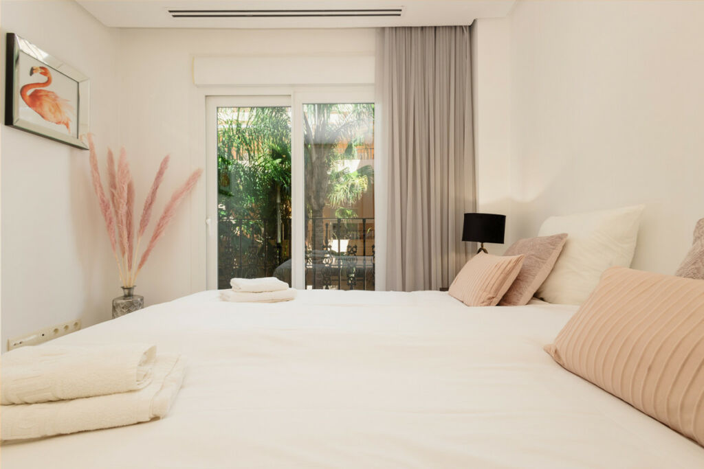 Penthouse Nueva Andalucía Málaga - image 25