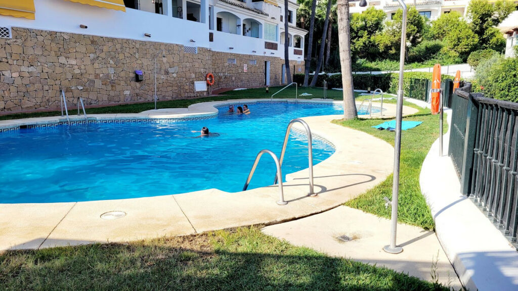 Ground Floor Apartment Torrequebrada Málaga - image 25