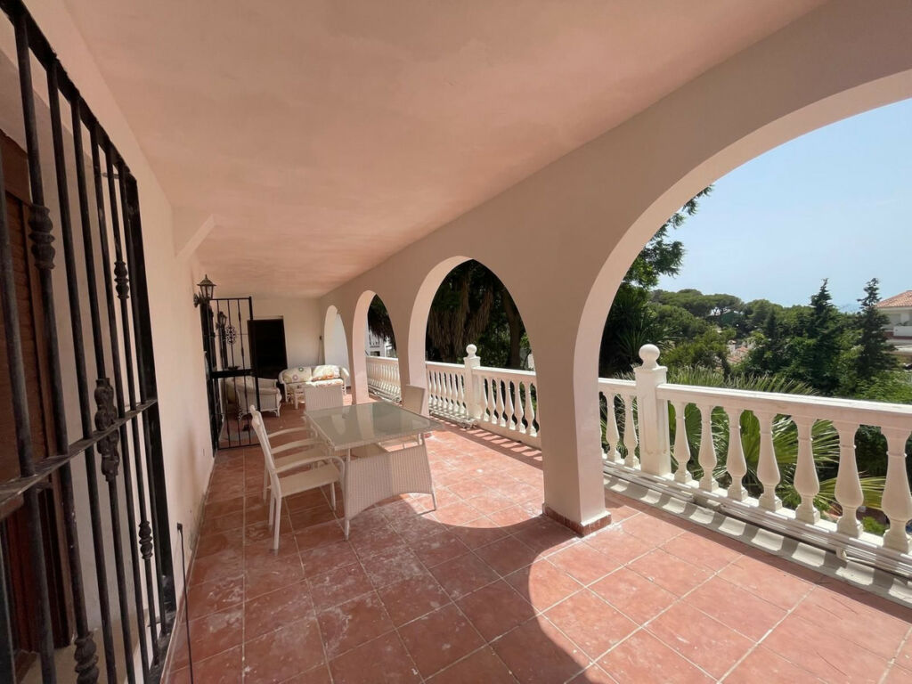 Detached Villa Torremuelle Málaga - image 25