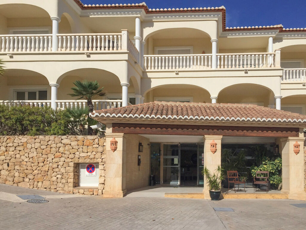 Middle Floor Apartment Benissa Alicante - image 25
