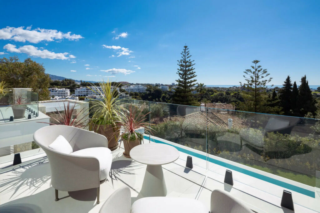 Detached Villa La Quinta Málaga - image 25