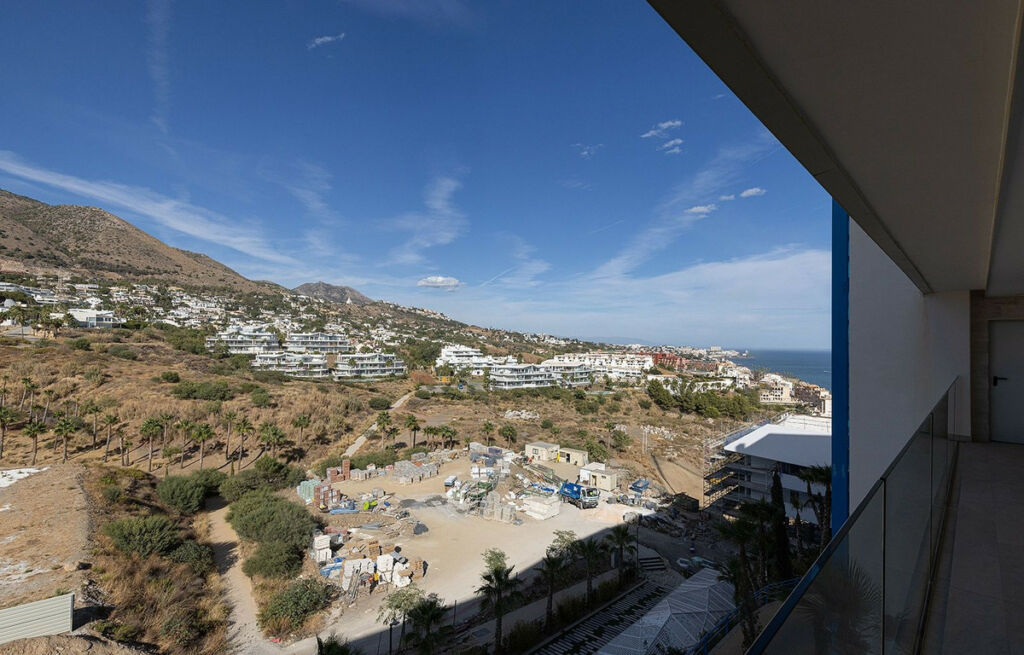 Middle Floor Apartment Fuengirola Málaga - image 25