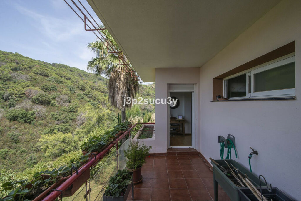 Semi-Detached House Estepona Málaga - image 25