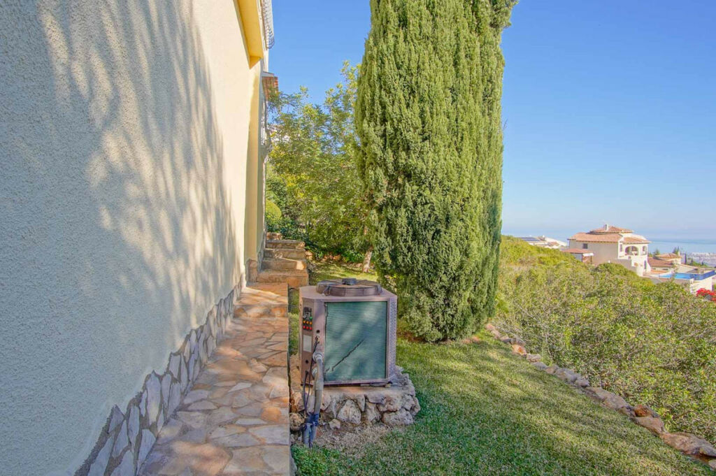Detached Villa Pego Alicante - image 25