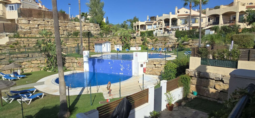 Semi-Detached House Riviera del Sol Málaga - image 21