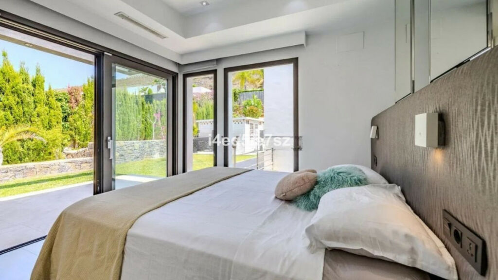 Detached Villa Javea Alicante - image 25