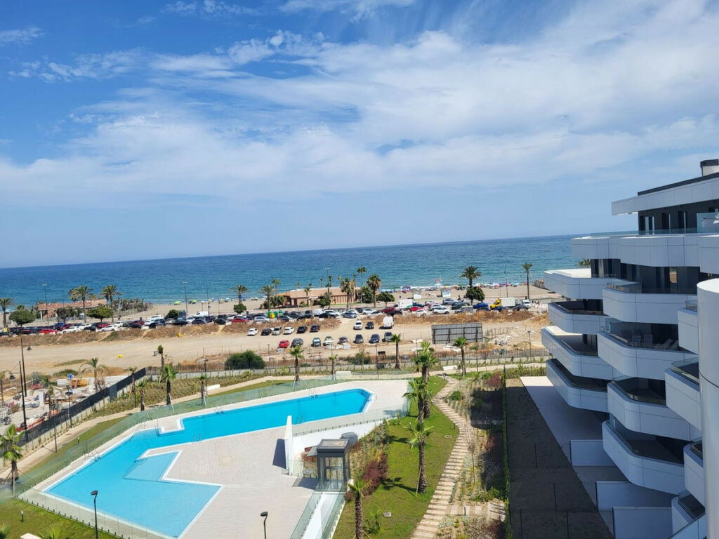 Penthouse Playamar Málaga - image 25
