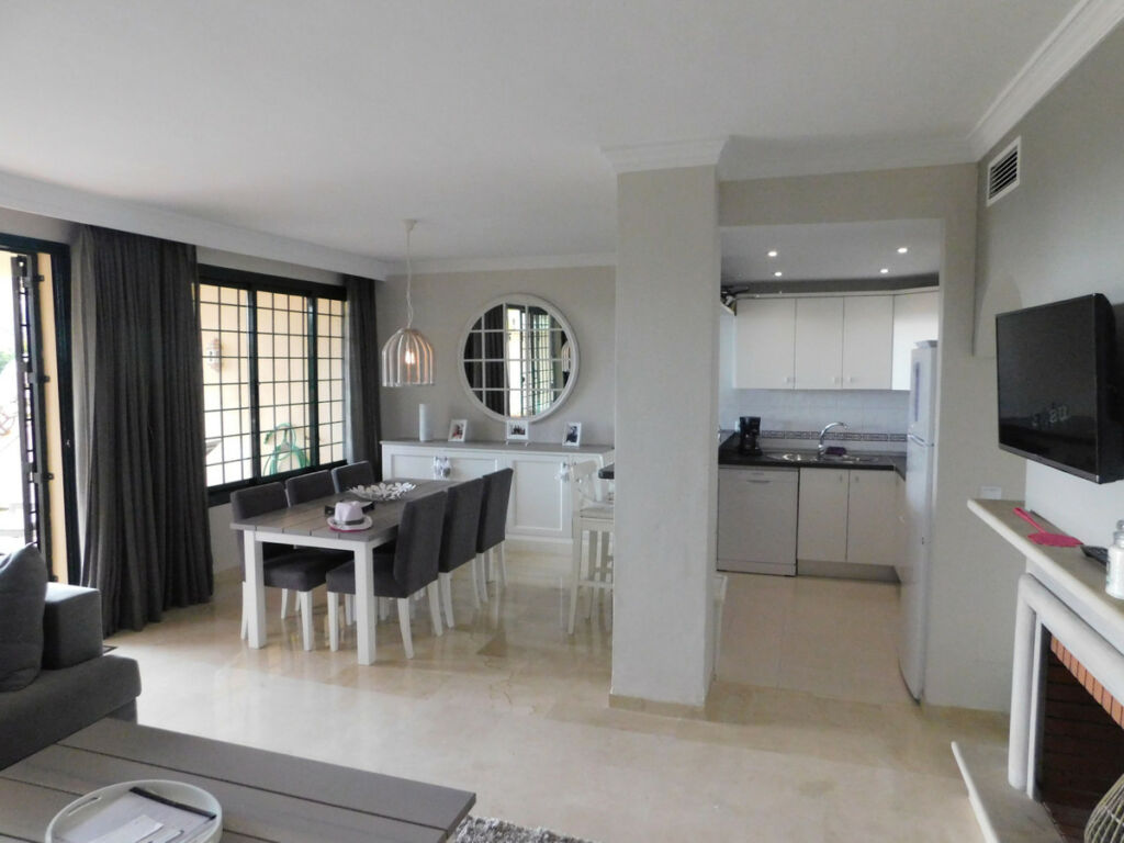 Ground Floor Apartment Elviria Málaga - image 25