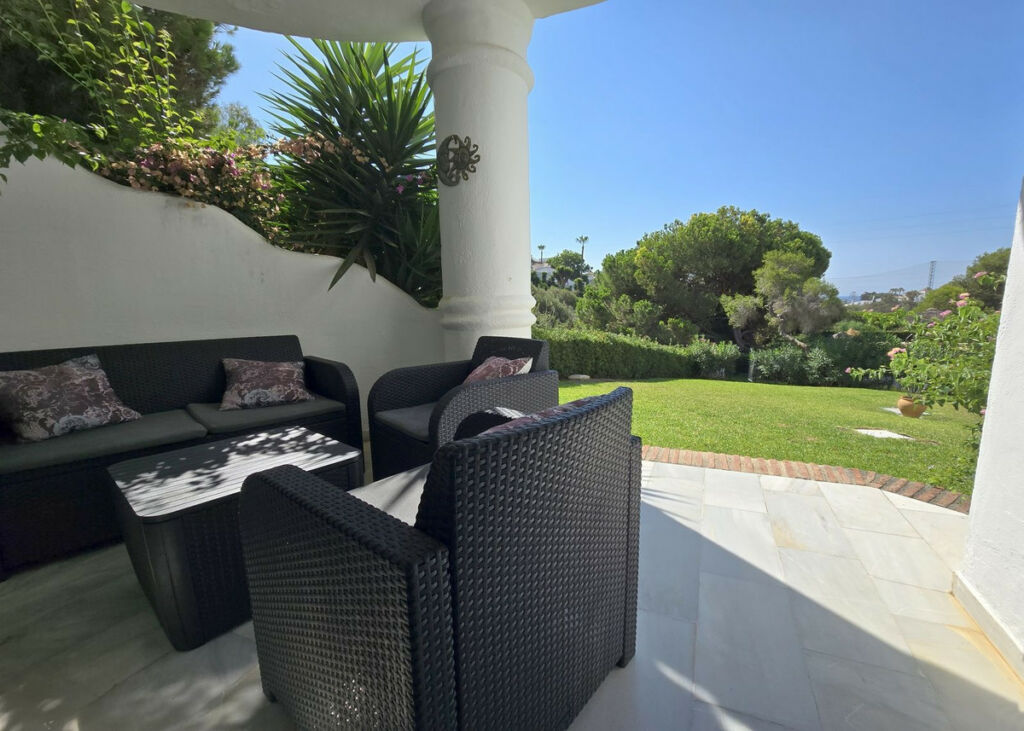 Ground Floor Apartment Calahonda Málaga - image 25