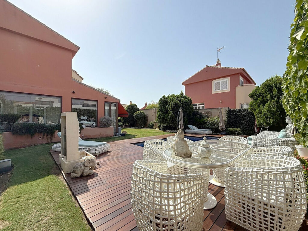 Detached Villa Torre del Mar Málaga - image 25