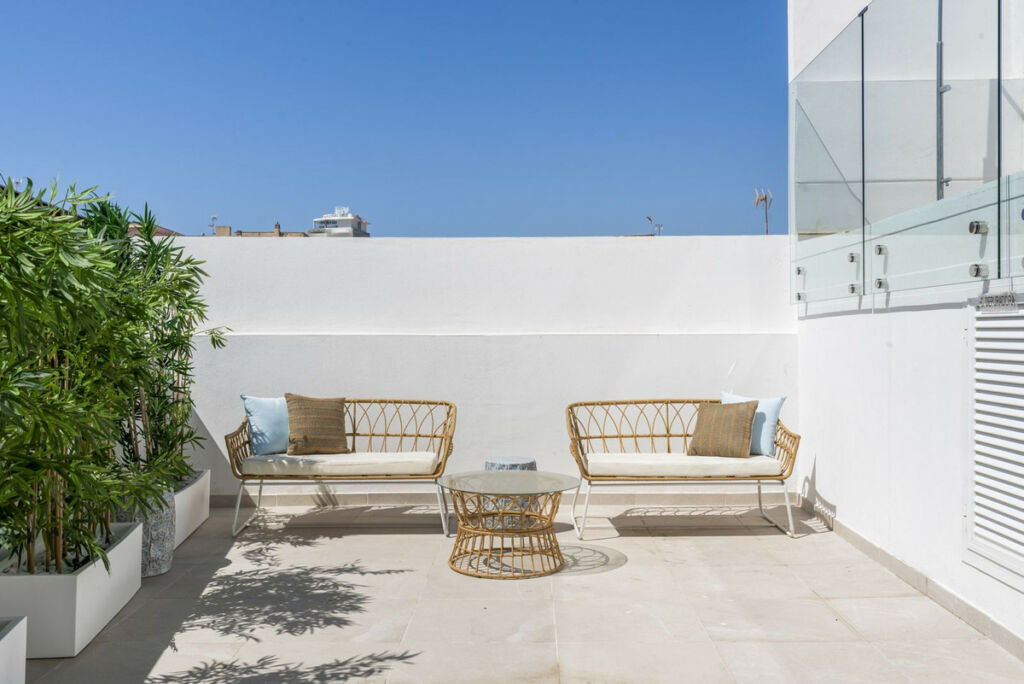 Middle Floor Apartment Estepona Málaga - image 25