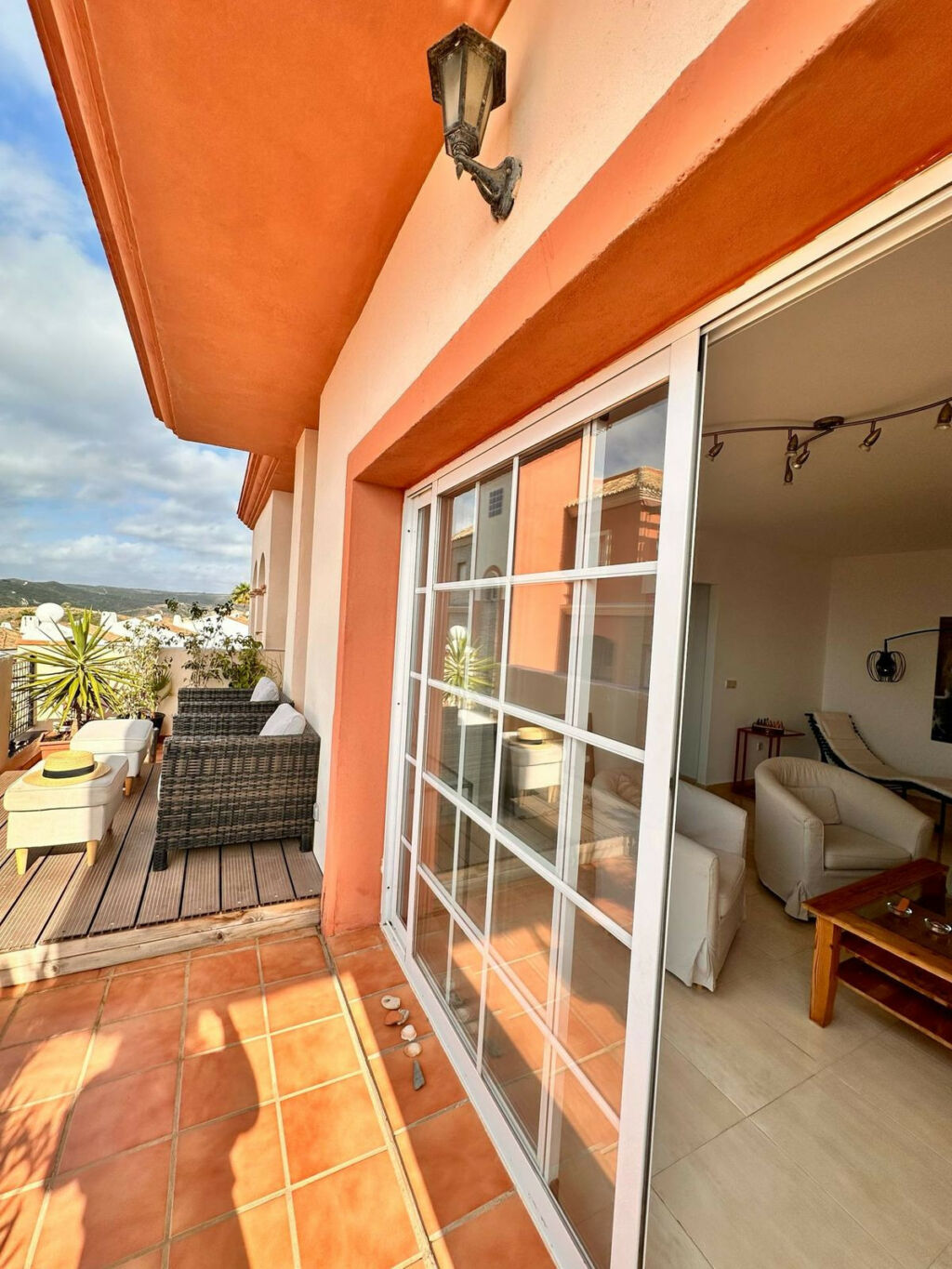 Middle Floor Apartment La Duquesa Málaga - image 11