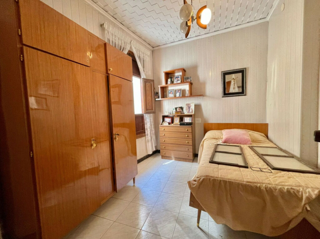 Townhouse Pedreguer Alicante - image 25