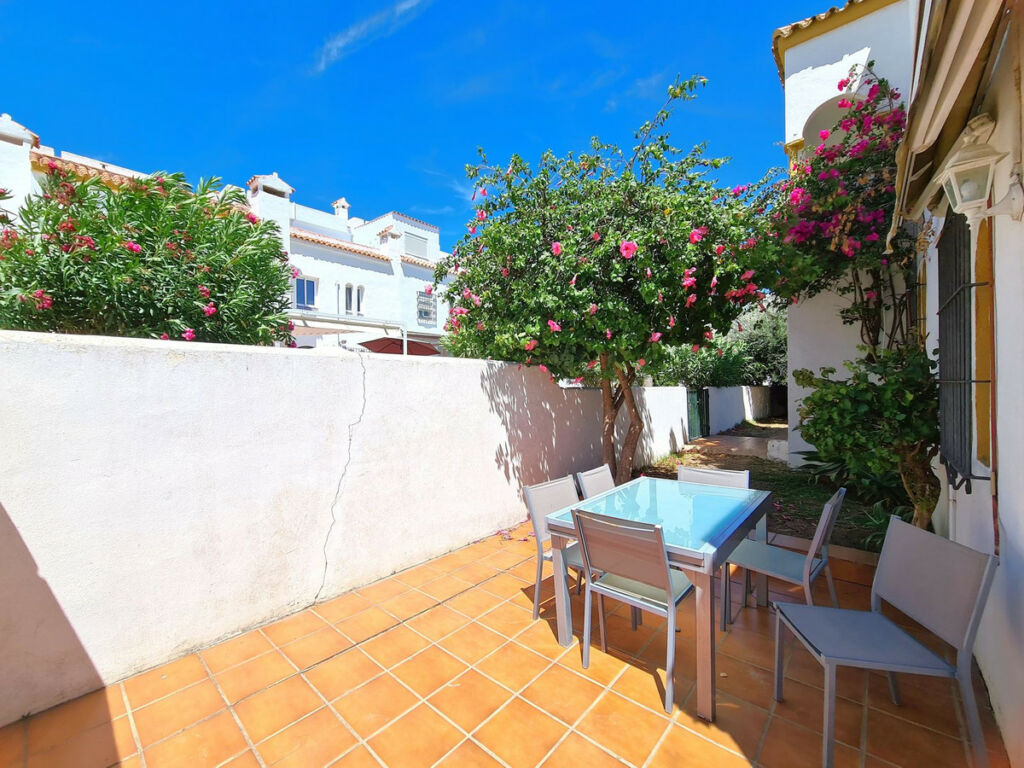 Semi-Detached House Casares Playa Málaga - image 25