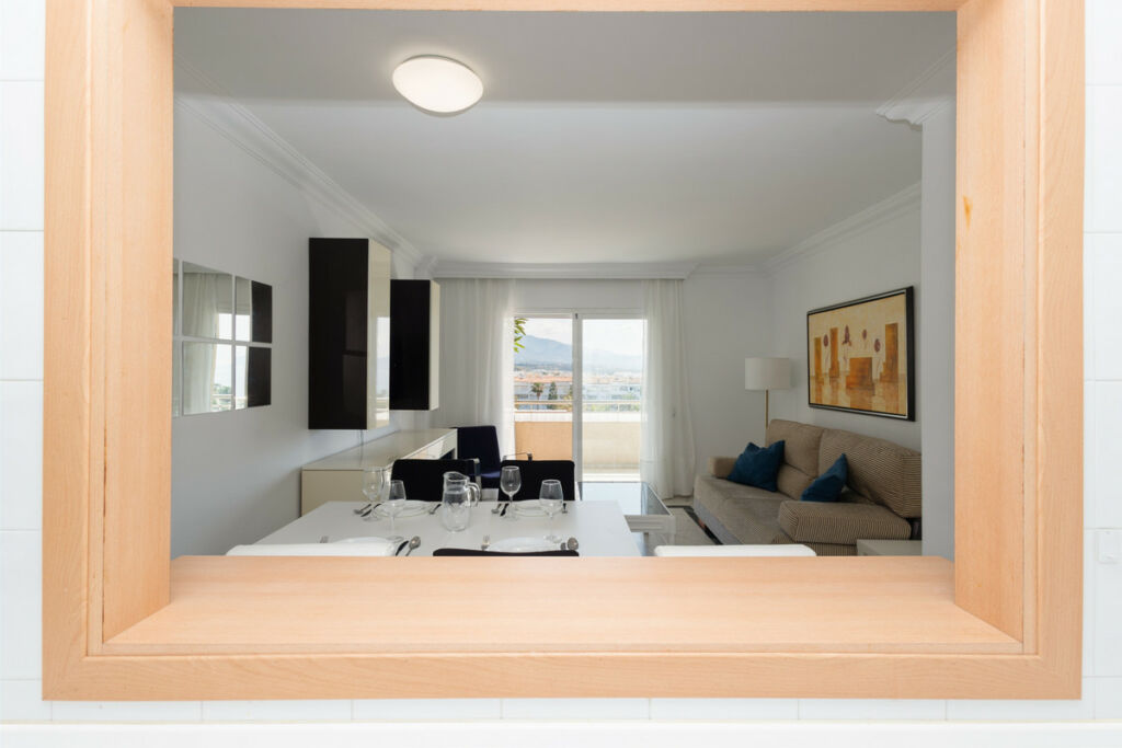 Middle Floor Apartment Puerto Banús Málaga - image 26