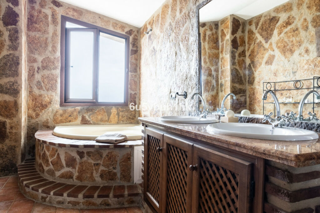 Detached Villa Mijas Málaga - image 26