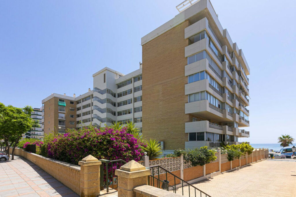 Middle Floor Apartment Fuengirola Málaga - image 26