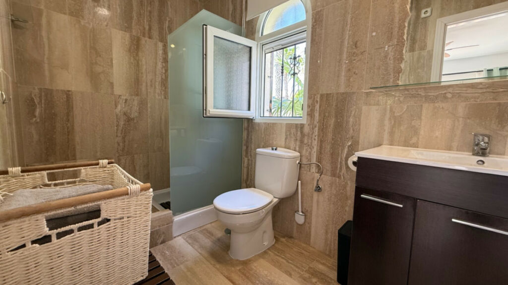 Detached Villa Las Ramblas Golf Alicante - image 26