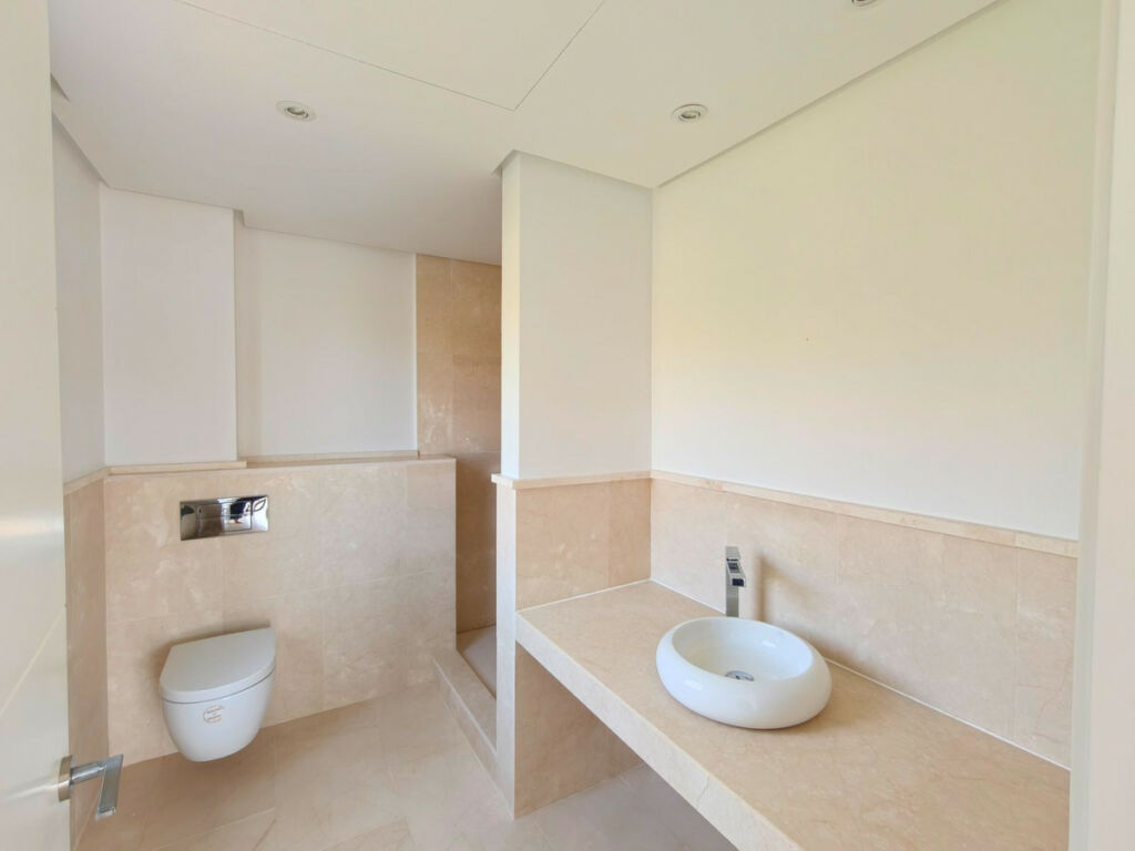 Detached Villa Sotogrande Alto Cádiz - image 26