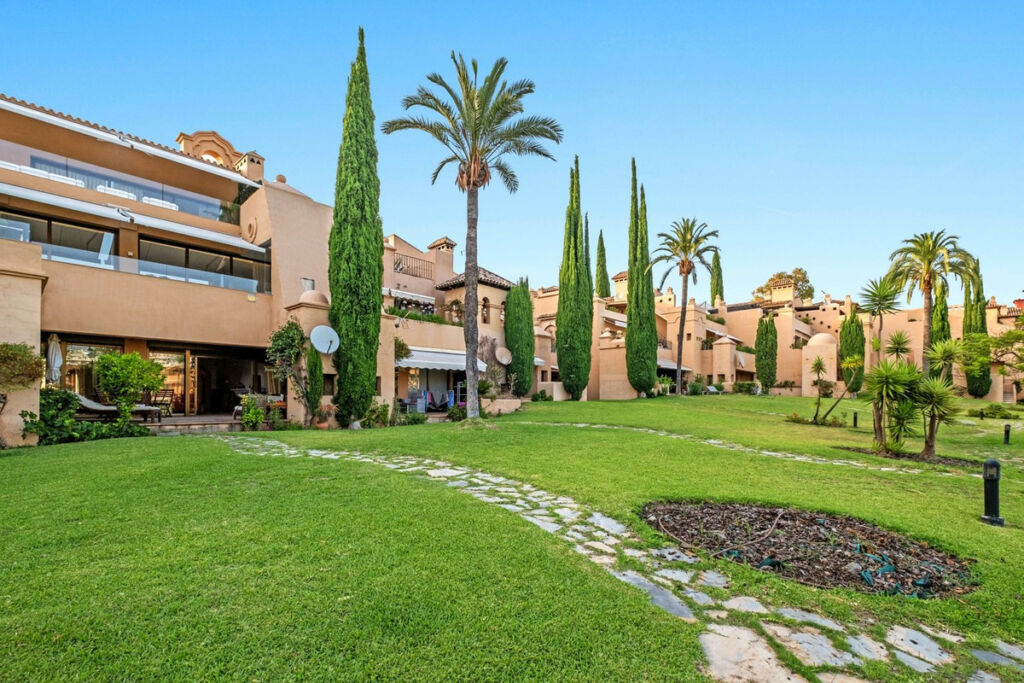 Ground Floor Apartment New Golden Mile Málaga - image 26