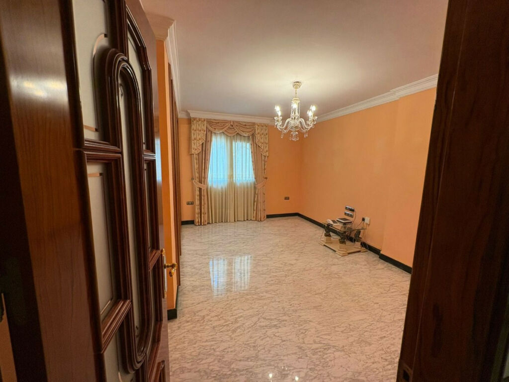 Detached Villa Alhaurín de la Torre Málaga - image 4