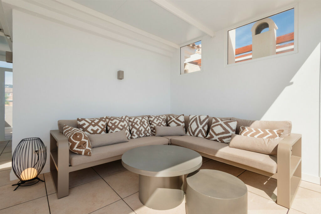 Semi-Detached House Bahía de Marbella Málaga - image 26