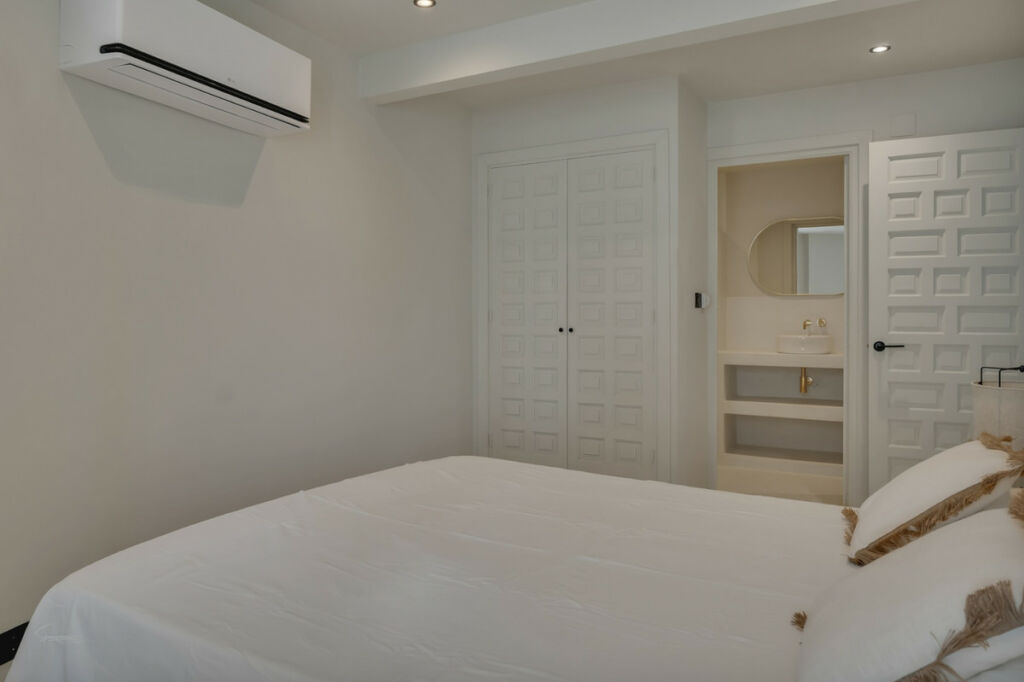 Detached Villa Benissa Alicante - image 26