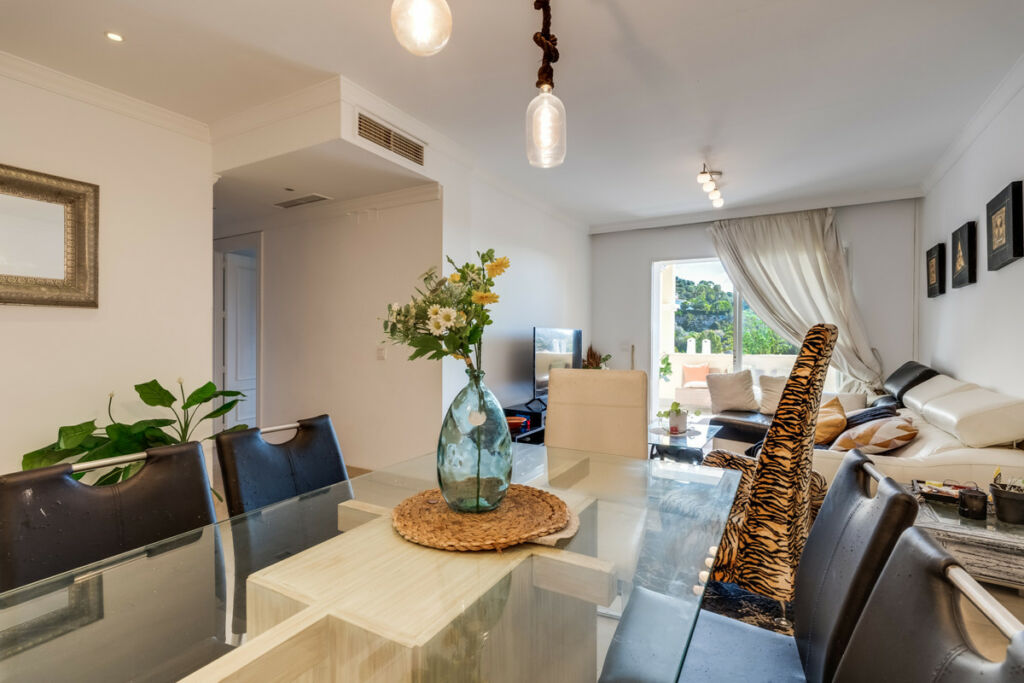 Middle Floor Apartment La Quinta Málaga - image 24