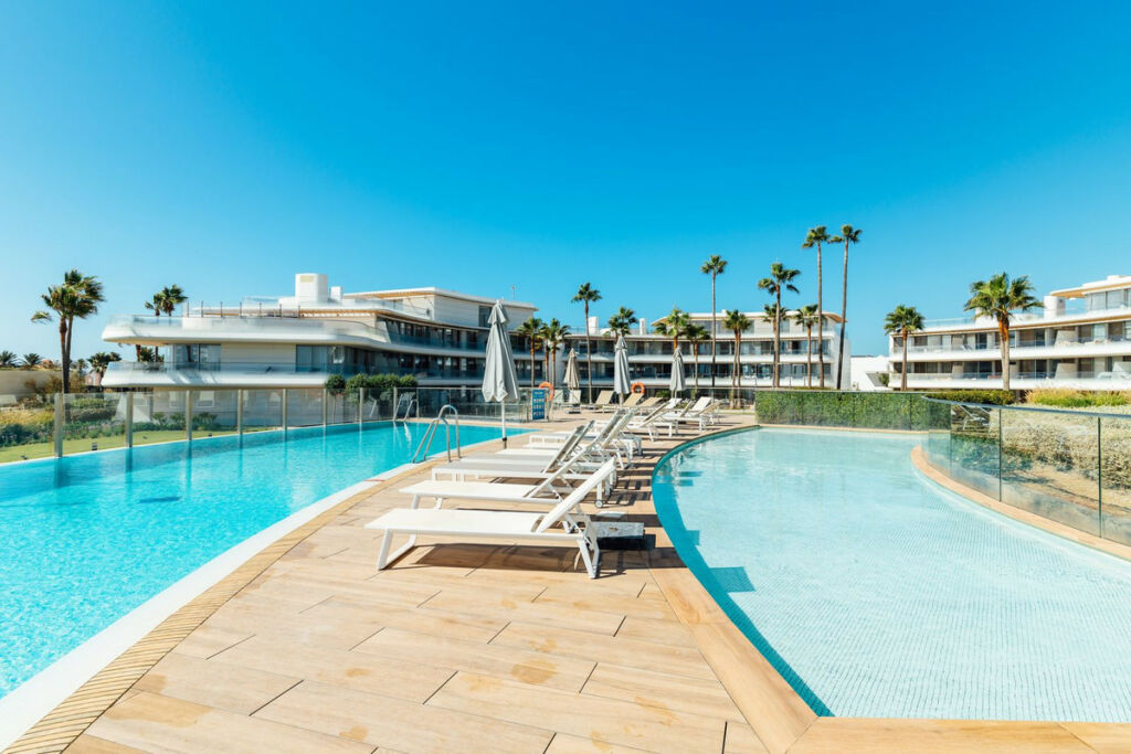 Ground Floor Apartment Estepona Málaga - image 26
