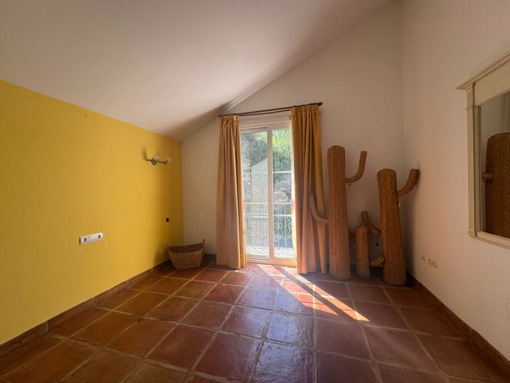 Detached Villa Istán Málaga - image 26