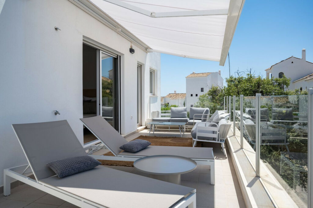 Penthouse Duplex Altos de los Monteros Málaga - image 26