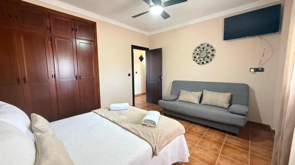 Detached Villa Valle de Abdalajis Málaga - image 24