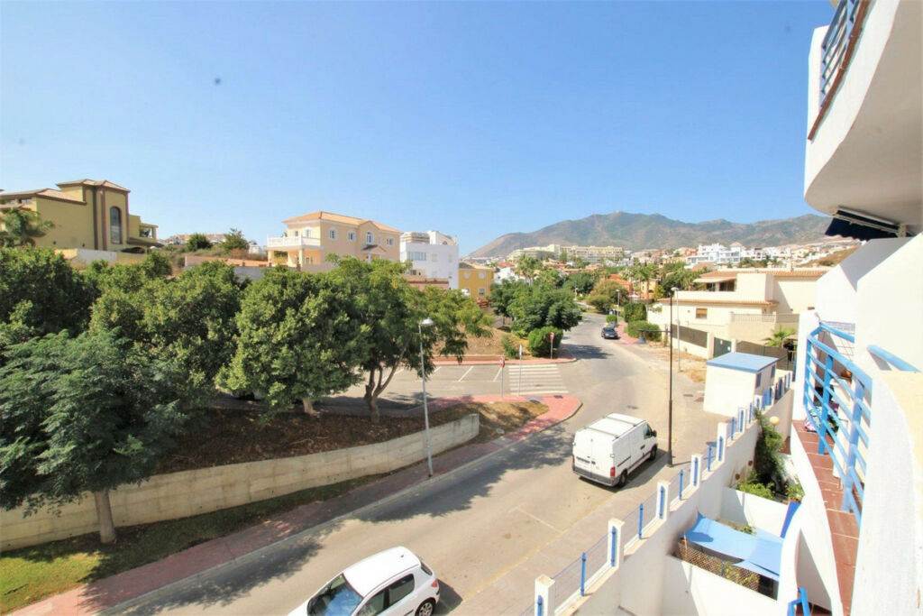 Middle Floor Apartment Torrequebrada Málaga - image 26