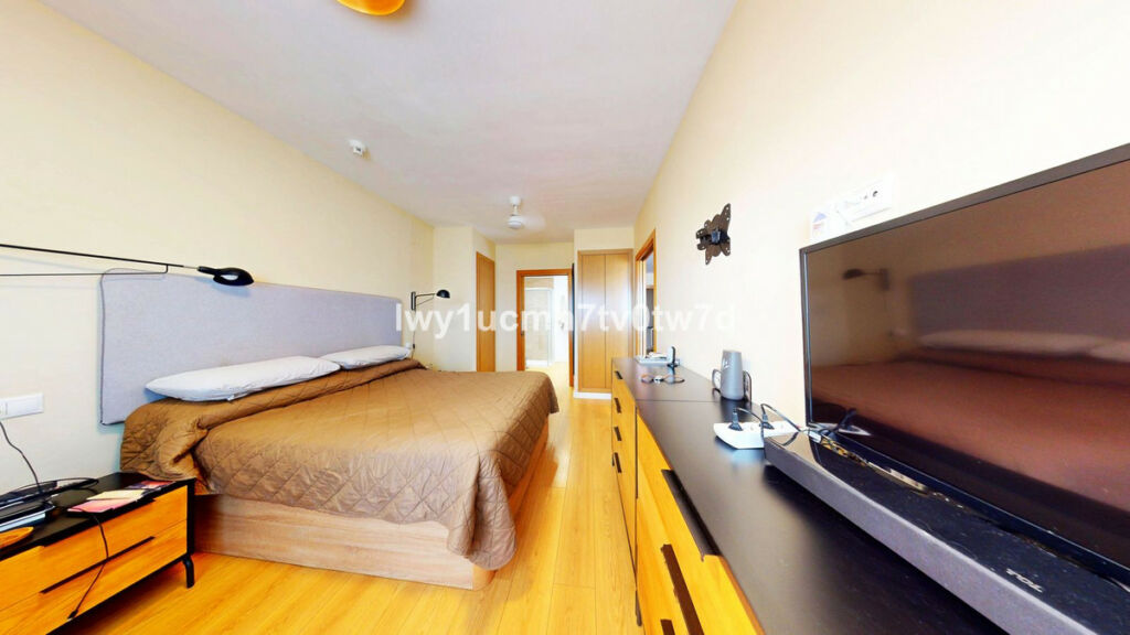 Middle Floor Apartment Puerto de la Torre Málaga - image 26