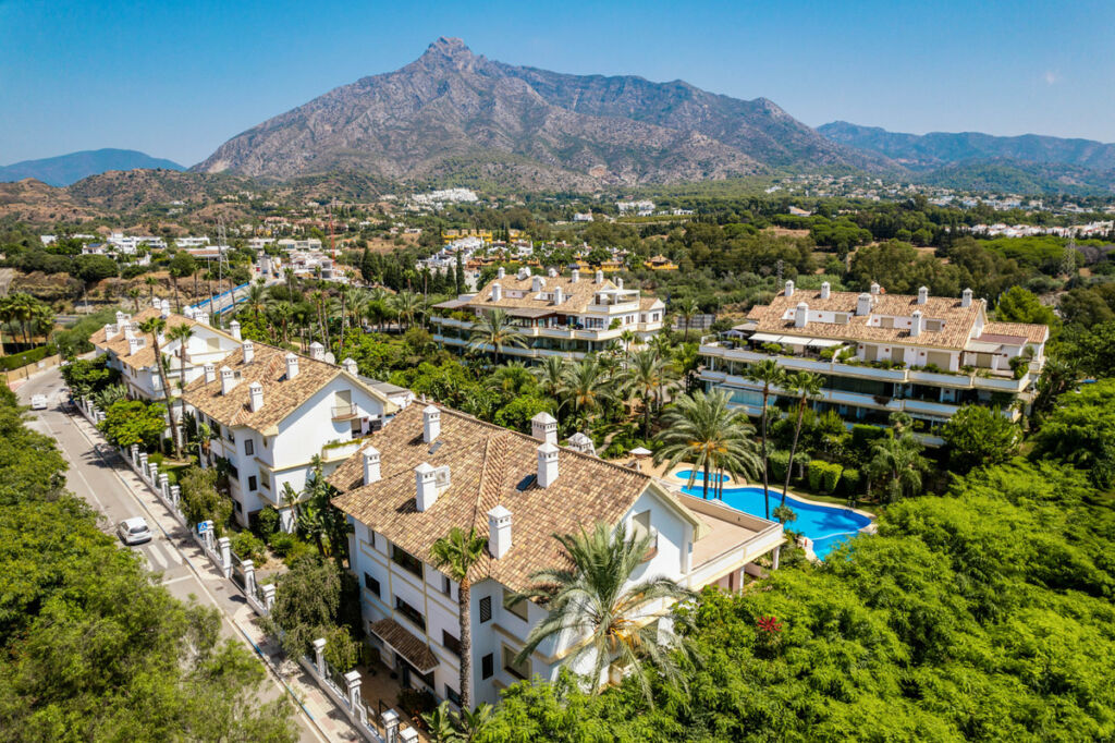 Penthouse Duplex The Golden Mile Málaga - image 26