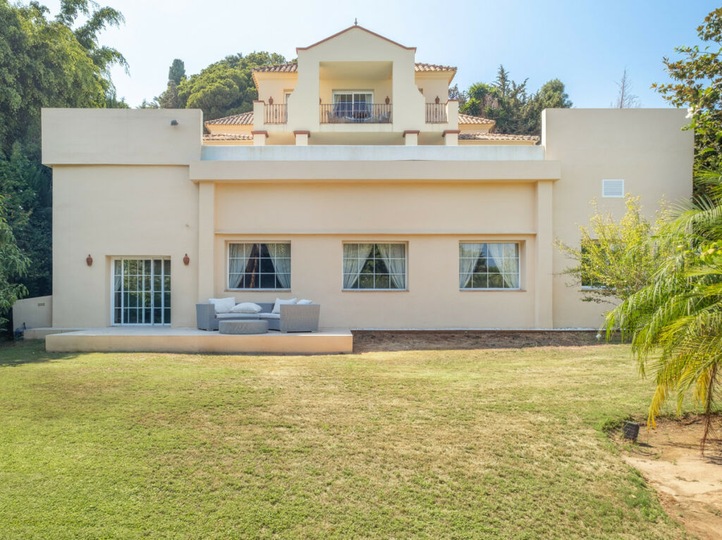 Detached Villa Benahavís Málaga - image 26
